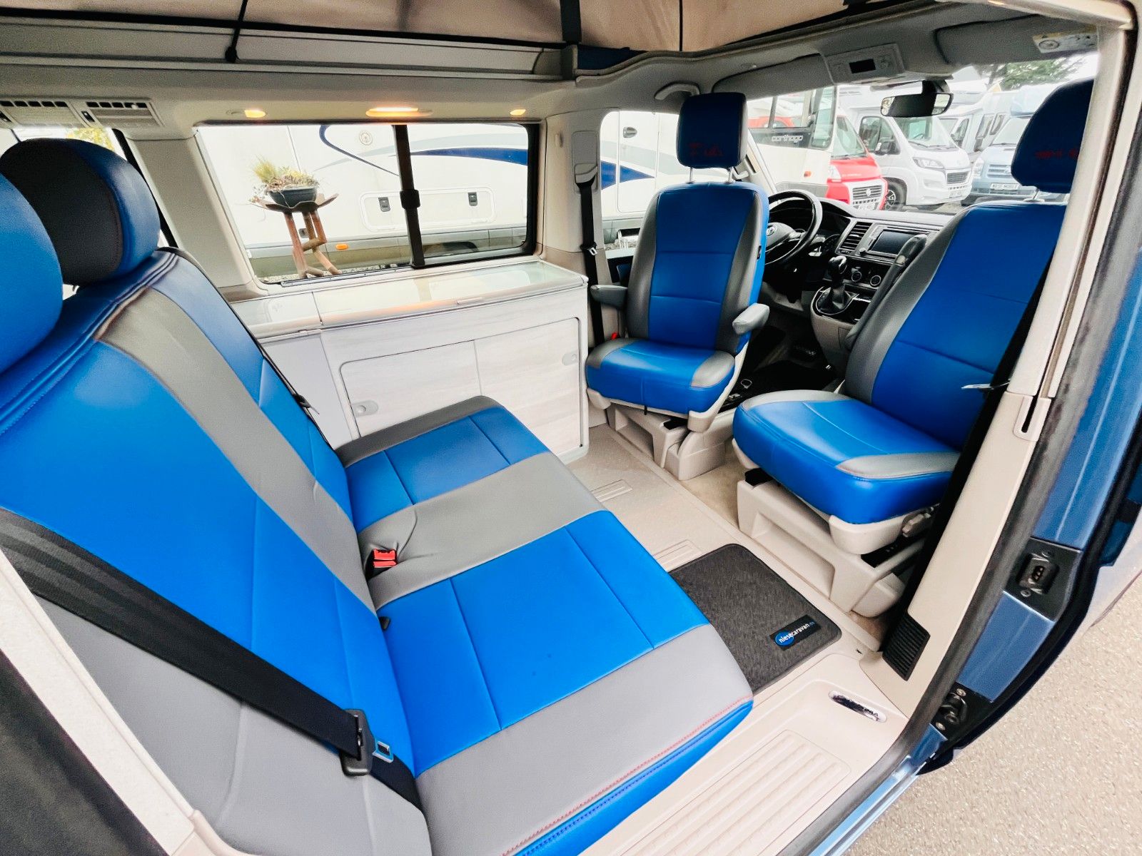 Fahrzeugabbildung Volkswagen Ocean  AUTOMATIK 204PS