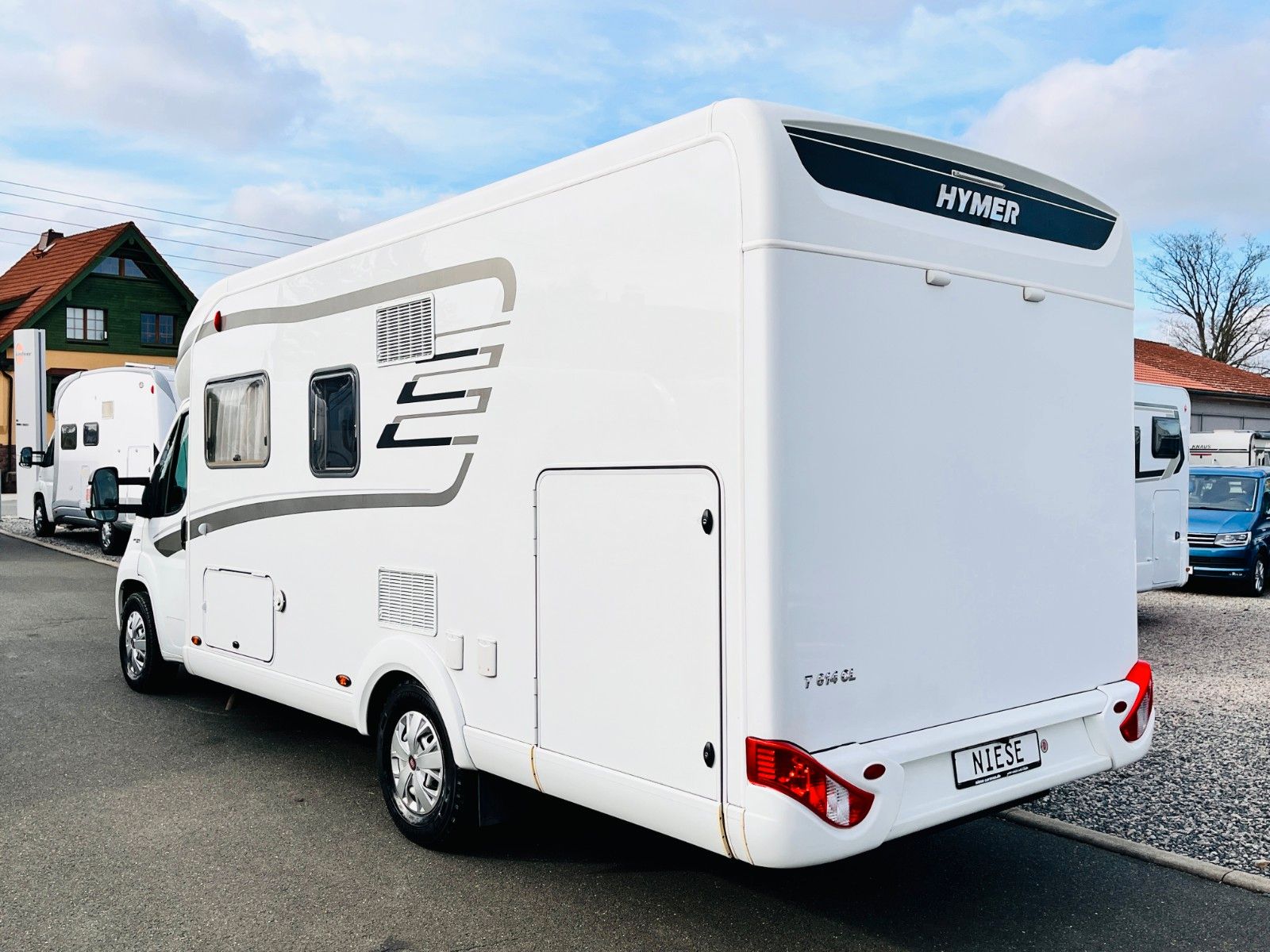 Fahrzeugabbildung HYMER / ERIBA / HYMERCAR T 614 CL QUERBETT GARAGE KLIMA MARKISE