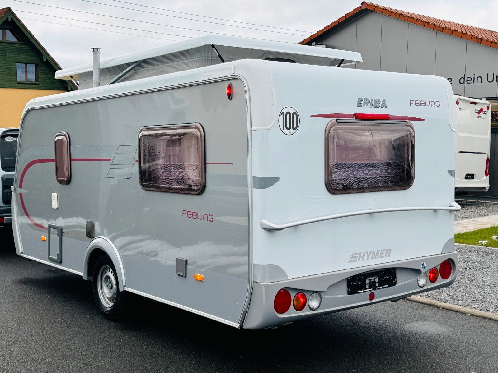 Fahrzeugabbildung HYMER / ERIBA / HYMERCAR FEELING 430 EINZELBETTEN HUBDACH 1.200KG